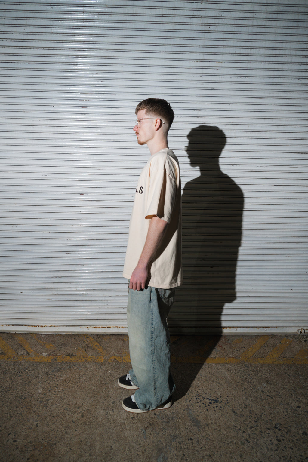 FEAR OF GOD ESSENTIALS LOGO TEE